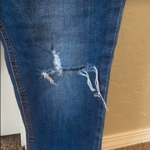 SP low rise distressed skinny jeans - Picture 2 of 8